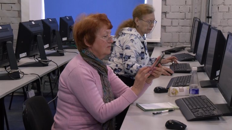 Около двух тысяч иркутян записались на курсы "Активное долголетие"